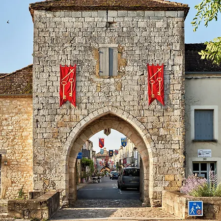 호텔 Le Chevalier Bleu *