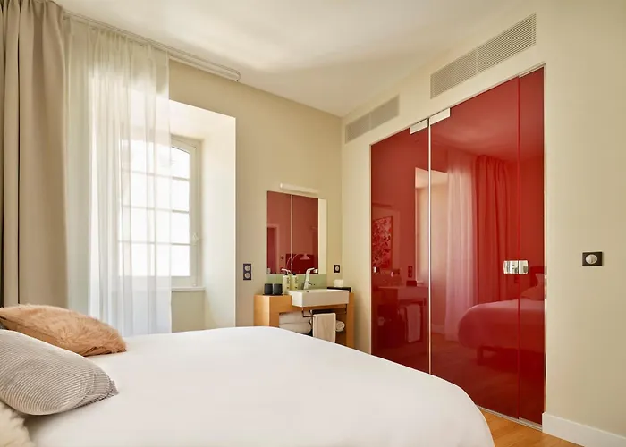 Le Chevalier Bleu Otel *