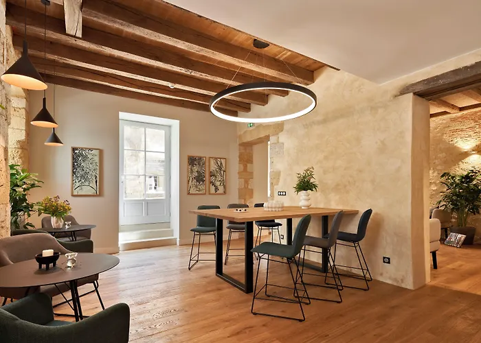 Otel Le Chevalier Bleu *