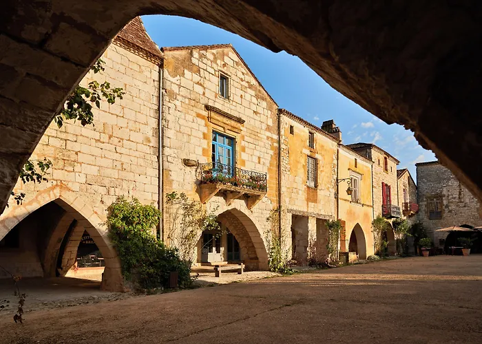 Otel Le Chevalier Bleu Monpazier