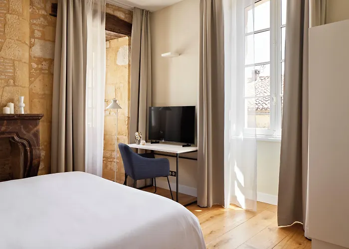 Le Chevalier Bleu Hotel *