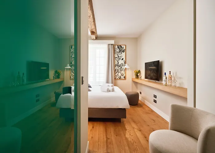 Hotel Le Chevalier Bleu *