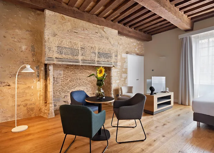 Otel Le Chevalier Bleu